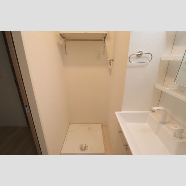 セレスティア西台B101号室 洗濯機置き場