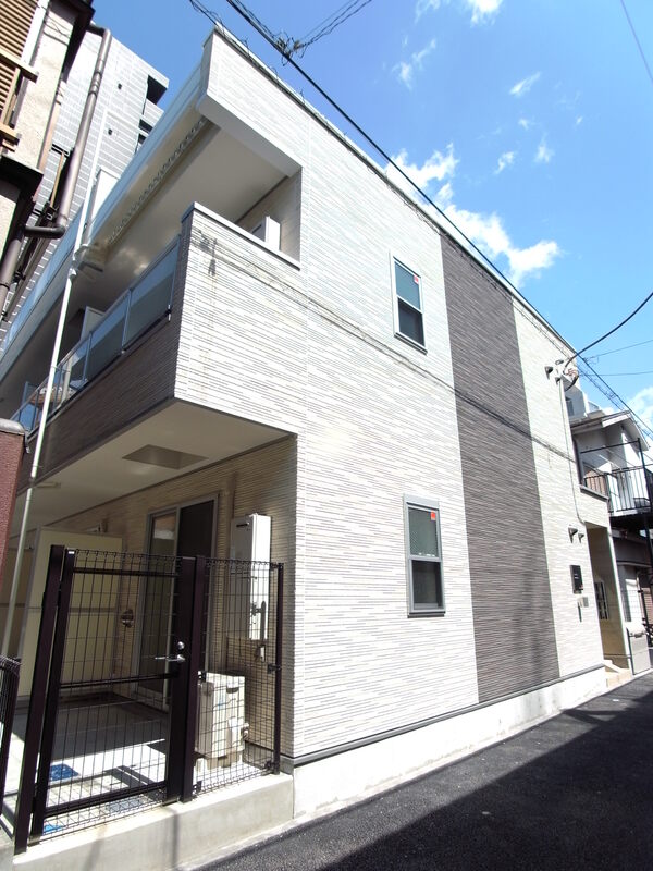 リブリ・パルテール2階 外観