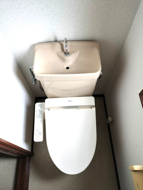 アルファメゾン二番館2D号室 他号室の写真です。