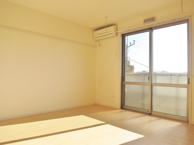 メルファ保土ヶ谷0102号室 ※現況優先