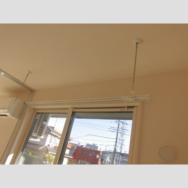 エミネンスⅢ 室内物干し