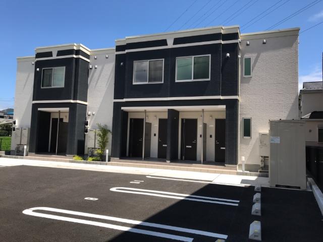 セレーノコトー103号室 外観写真（昼）