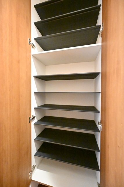 ルミエール朝霞台 靴入