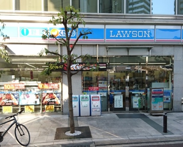 プレール三田 【コンビニエンスストア】ローソン 白金高輪駅前店まで516ｍ