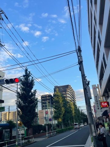 共栄ビル401号室 交番至近。