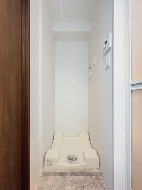 パークサイド東陽 室内洗濯機置場