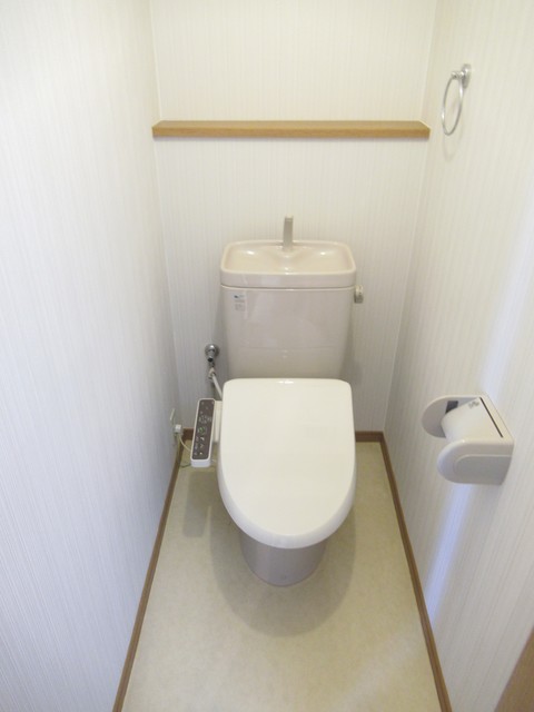 エスポワール井上0201号室 トイレ