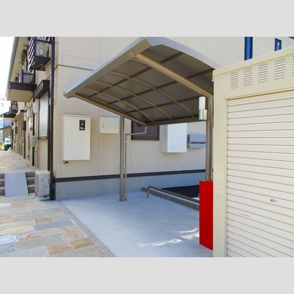 MKハイム103号室 駐輪場