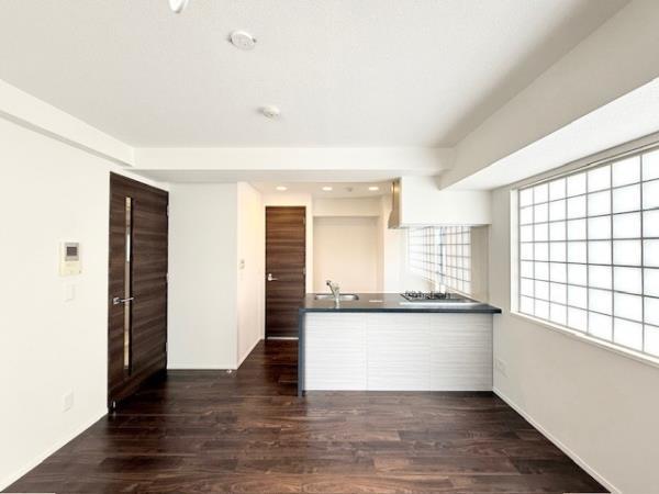 ＫＤＸレジデンス神田6階 リビング