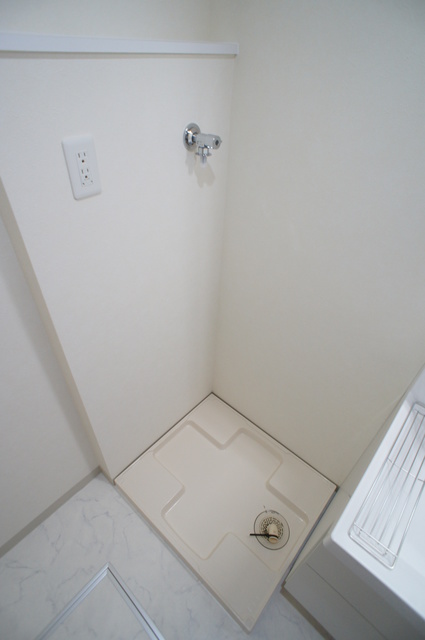 グリシーヌ・ユイット 洗濯機置場