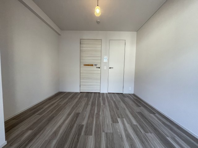 プライムメゾン千葉新町0305号室 リビング