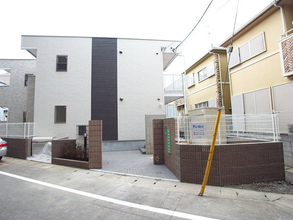 リブリ・クレセル103号室 外観