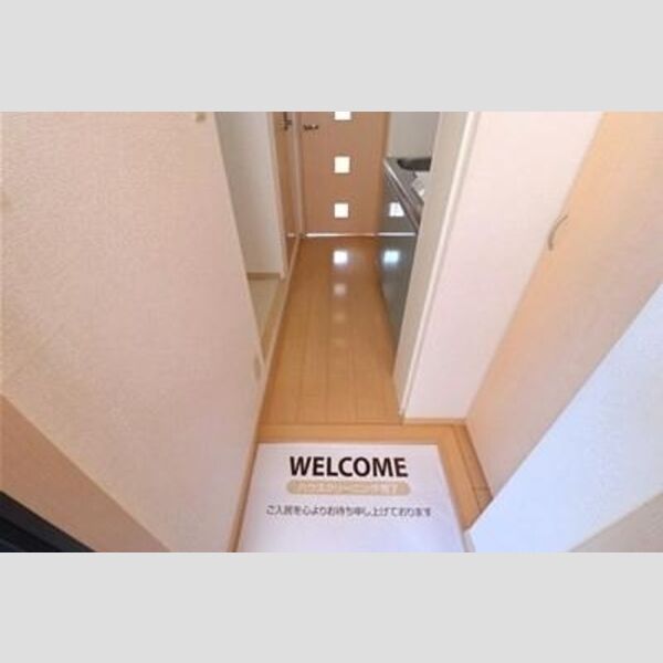 フレールヒル　(2) 玄関