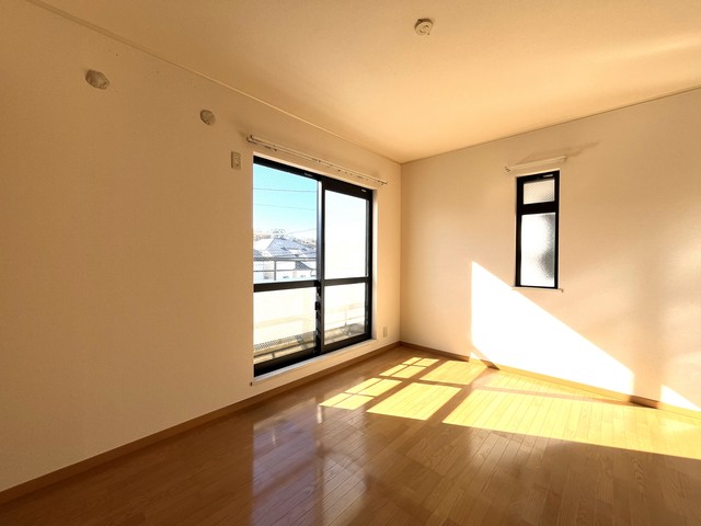 シャトレー 内観