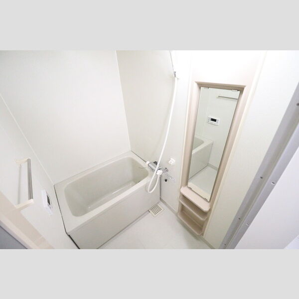 グリーンヒル202号室 バス