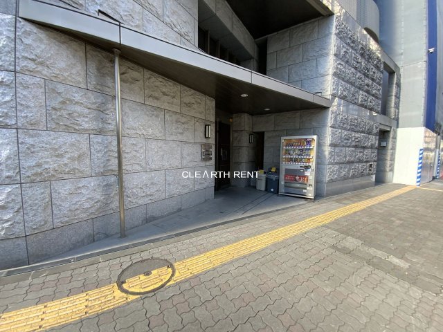 パレステュディオ新宿都庁前3階 ★スタイリッシュなエントランス