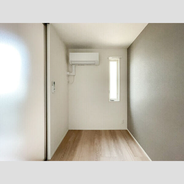 セレスティア白鳥206号室 洋室