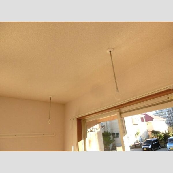 パセオおゆみ野110号室 室内物干し