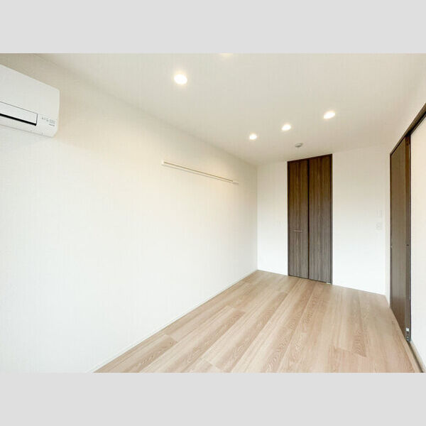 センカⅢ103号室 洋室6.3帖