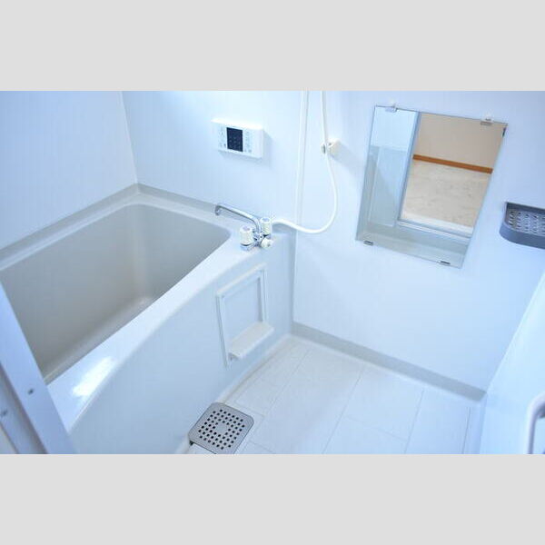 プリムヴェール　八番館 浴室