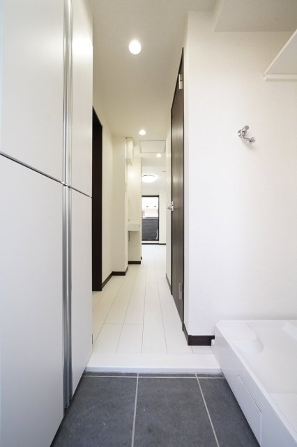 グランクォール武蔵小杉 玄関