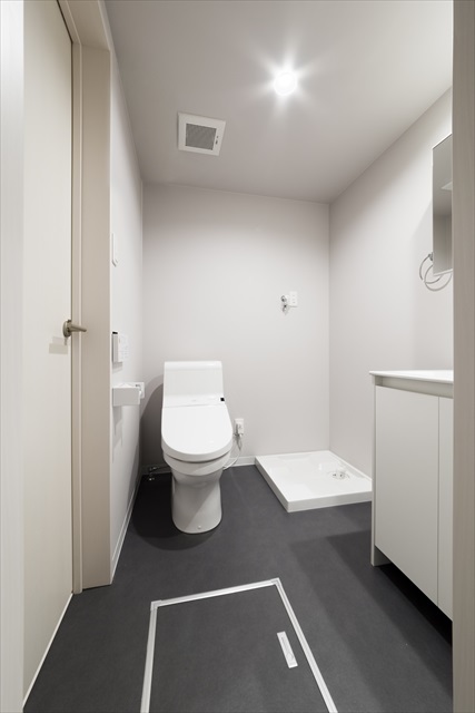 フィネスト2階 温水洗浄トイレ