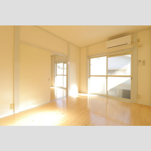 パークサイドUK　Ⅱ 洋室