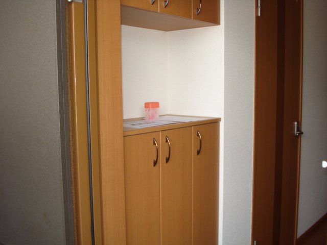 ジュエルガーデン 玄関収納