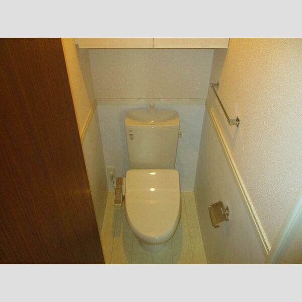 コモド 温水洗浄暖房便座