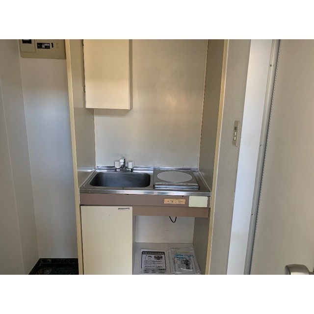 ローズアパートメント泉10番館106号室 キッチン