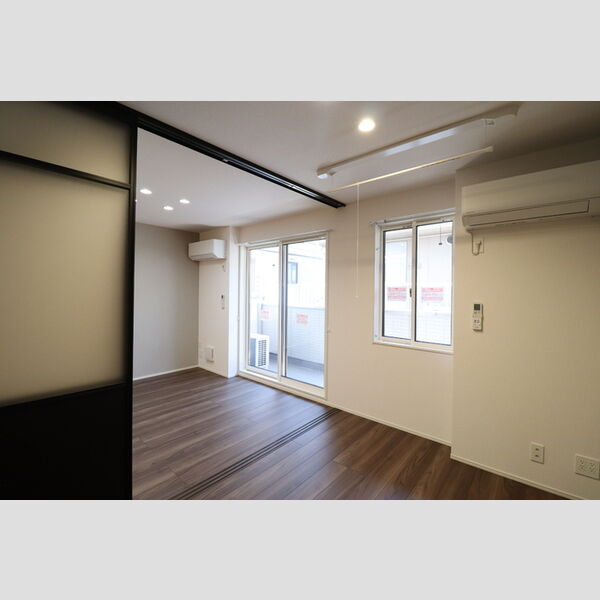 D-ROOM弁天Ⅳ301号室 洋室