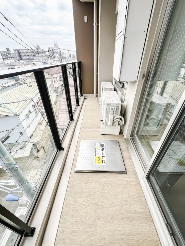 ドゥーエ王子神谷4階 バルコニー