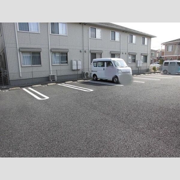 ハイフィールド　B 駐車場