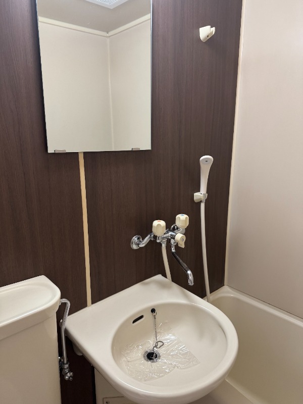 エクレール成増2階 洗面