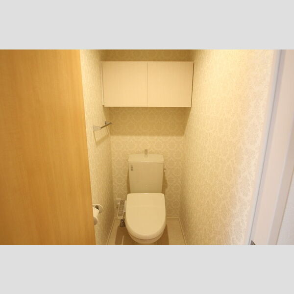 プランドールB302号室 トイレは温水洗浄暖房便座!