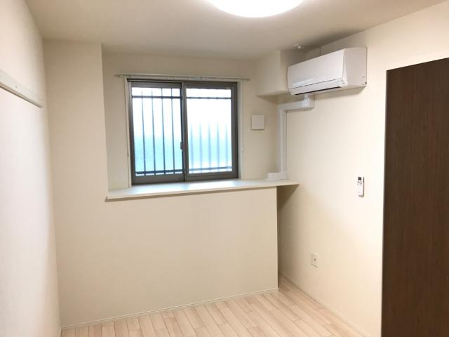 アザレア301号室 室内