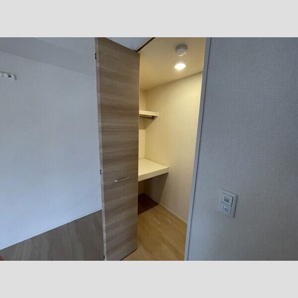 ライフマンションA・B　B102号室 クローゼット