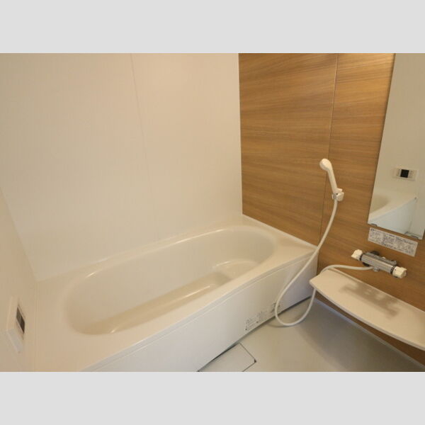 コンフォート プラス・T301号室 追い焚き機能付の一坪風呂
