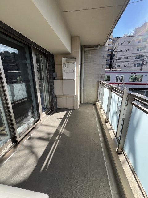 ザ・パークハウス　アーバンス　中目黒 バルコニー