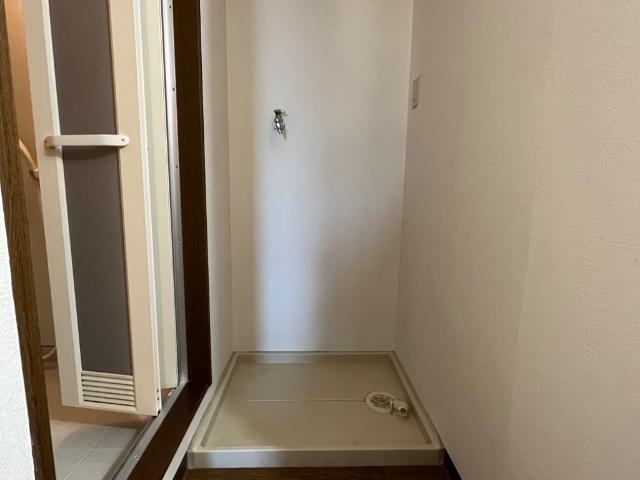 グランディール茅ヶ崎301号室 洗濯機置場