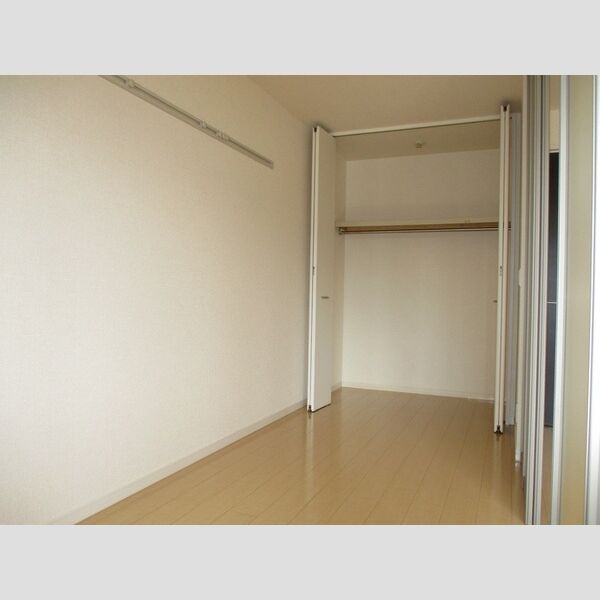 キャッスル桜木202号室 洋室