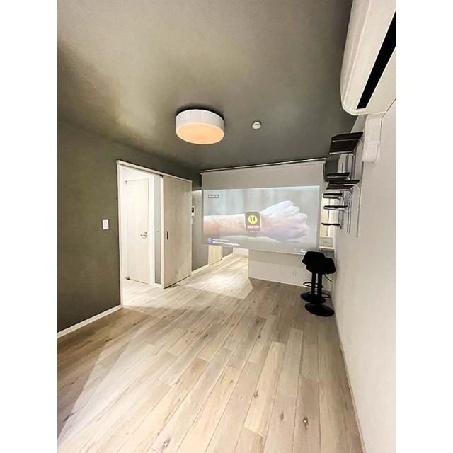 スタシア横浜鶴見 シーリング一体型プロジェクター