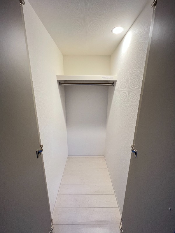 ワンルーフレジデンス台東根岸2階 収納