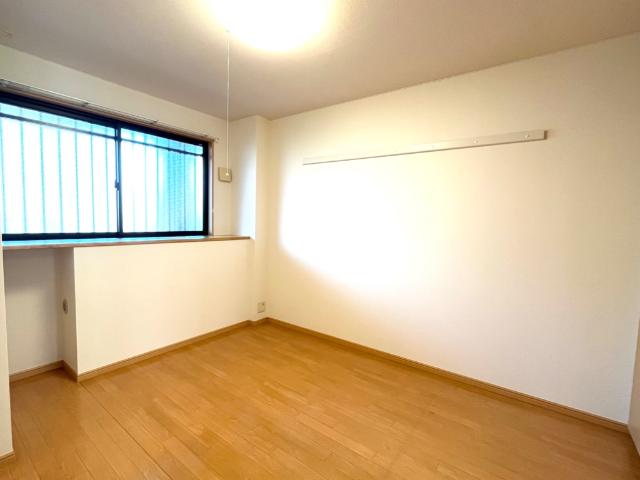 ディア・コート・ST 洋室