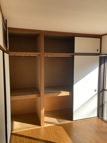 京浜グリーンハイツ0103号室 収納