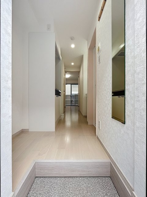 グラン徳丸1階 玄関