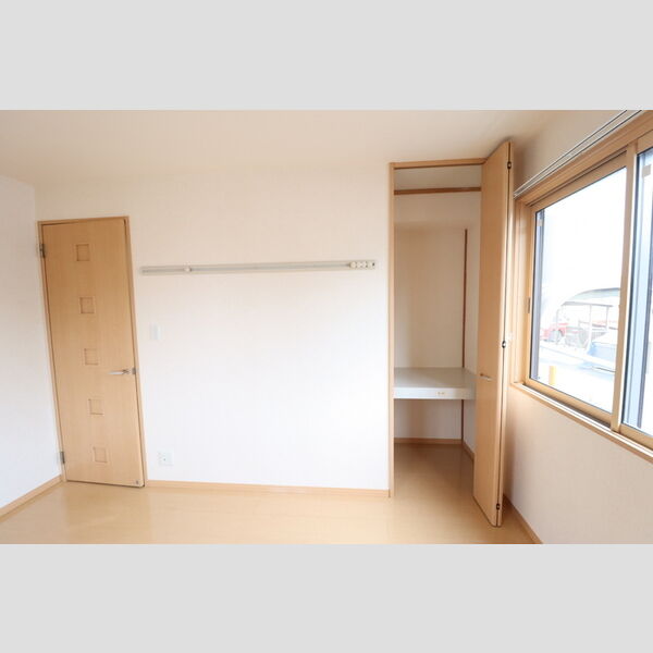 ロイヤルアベニール　A・B 収納