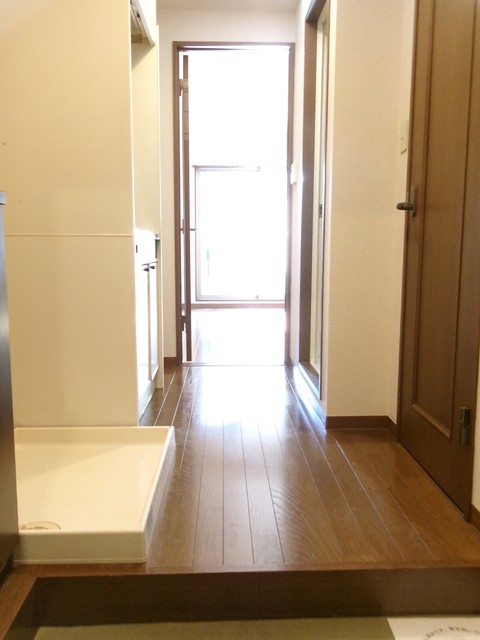 ＮＴ　ＣＯＵＲＴ0502号室 玄関