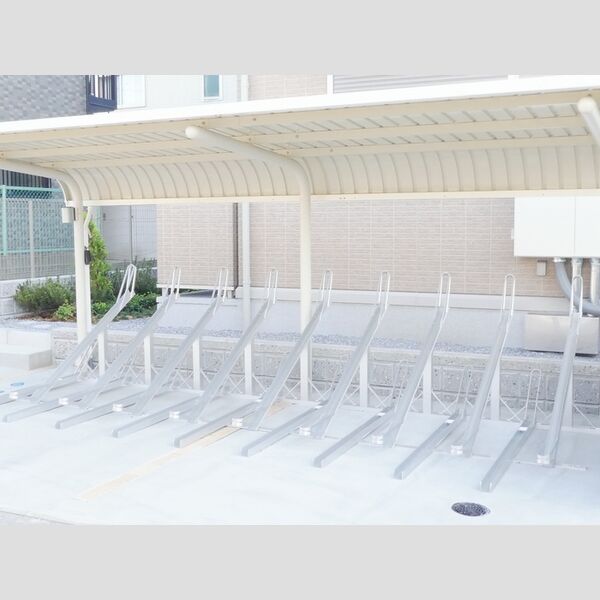 メゾン エスポワール 駐輪場