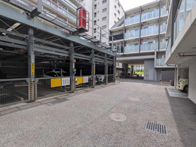 ケーディーエックスレジデンス豊洲431号室 駐車場